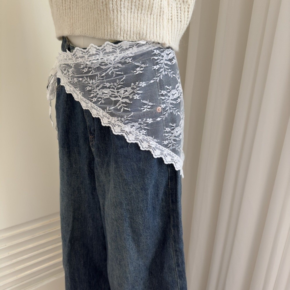 Miękki trójkątny fartuszek Y2K – Embroidery Apron recenzja i cena