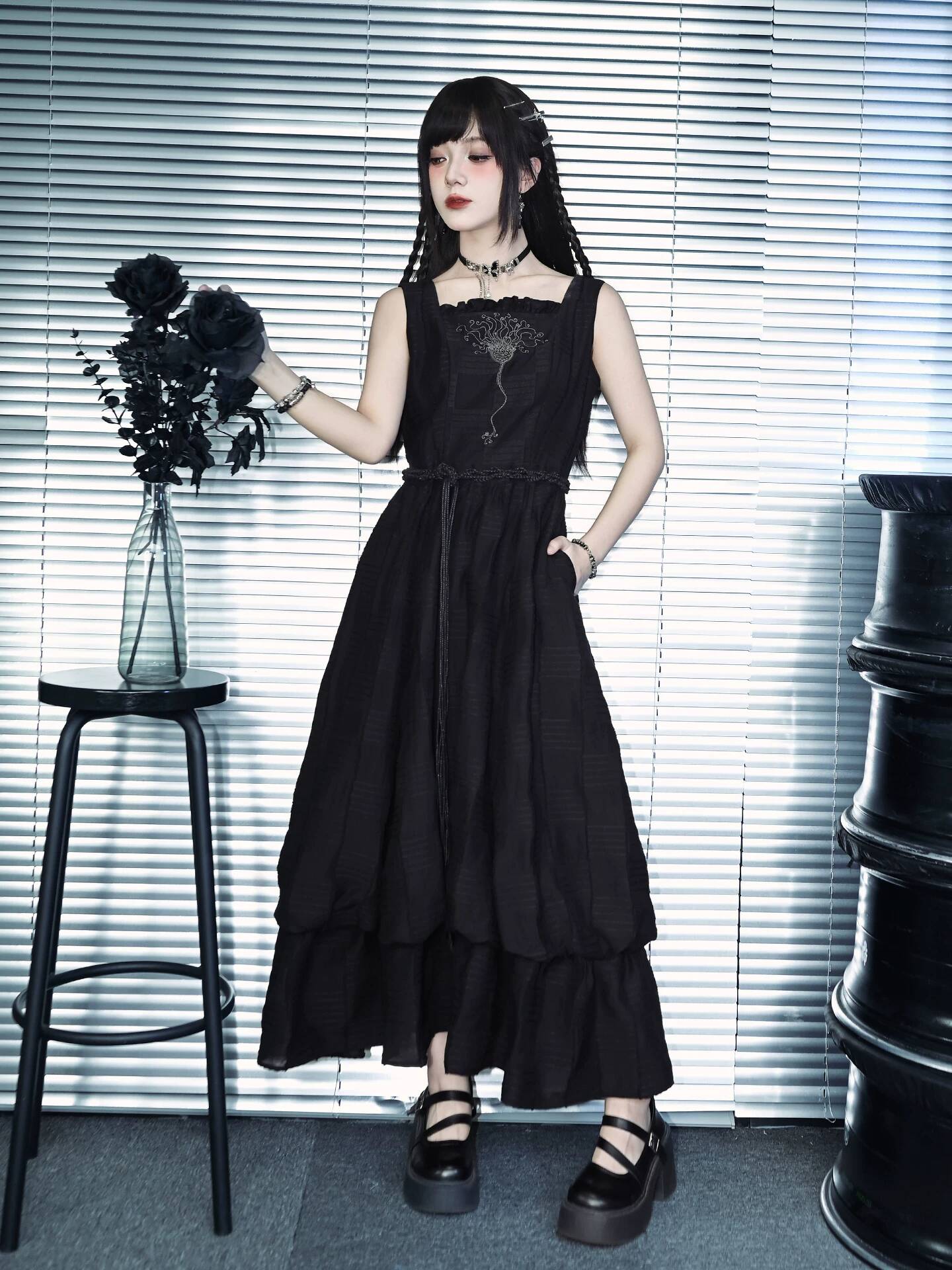 Nowa Sukienka z Haftem Krinoid – Embroidery Cotton recenzja i cena