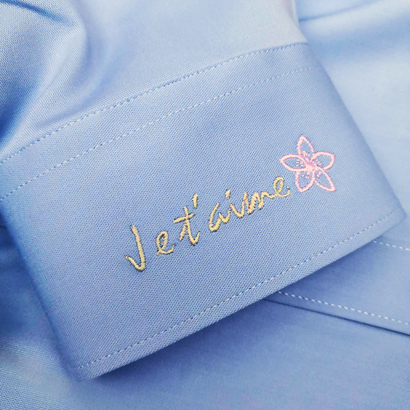 Koszula z własnym haftowanym l – Embroidery Name Designs recenzja i cena